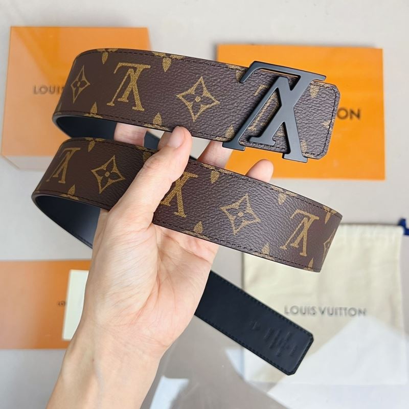 l0vis Vvtt0n belts